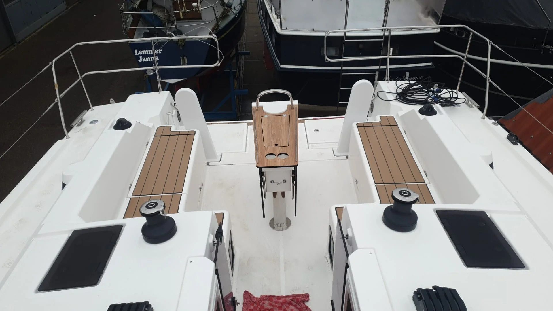 Bavaria C42 | Blue Eyes