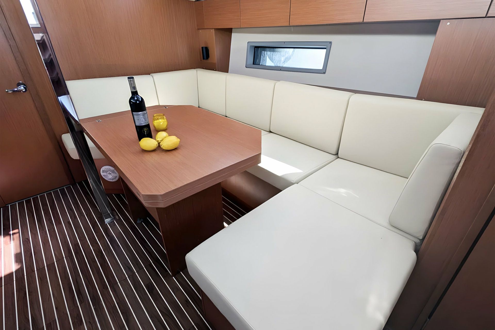 Bavaria C42 | Blue Eyes