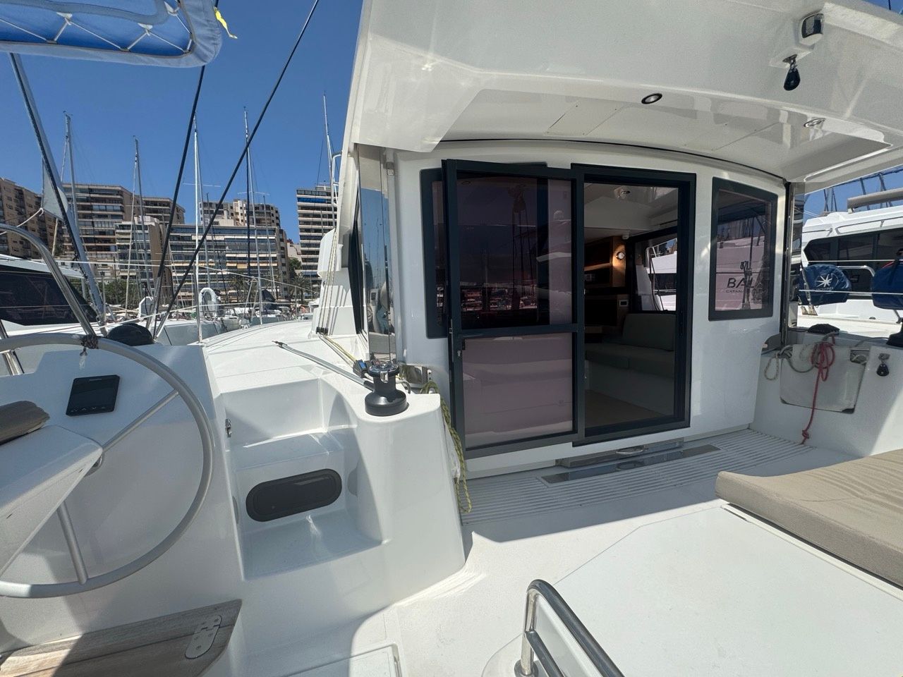 Bali Catsmart | Voyager