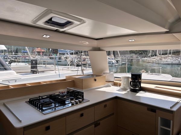 Fountaine Pajot Elba 45 | Cerulean