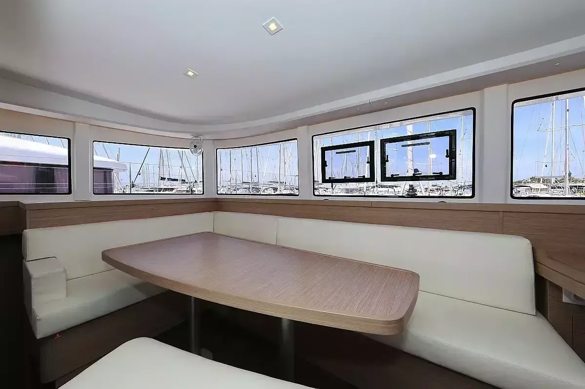 Lagoon 42 | Balance 5