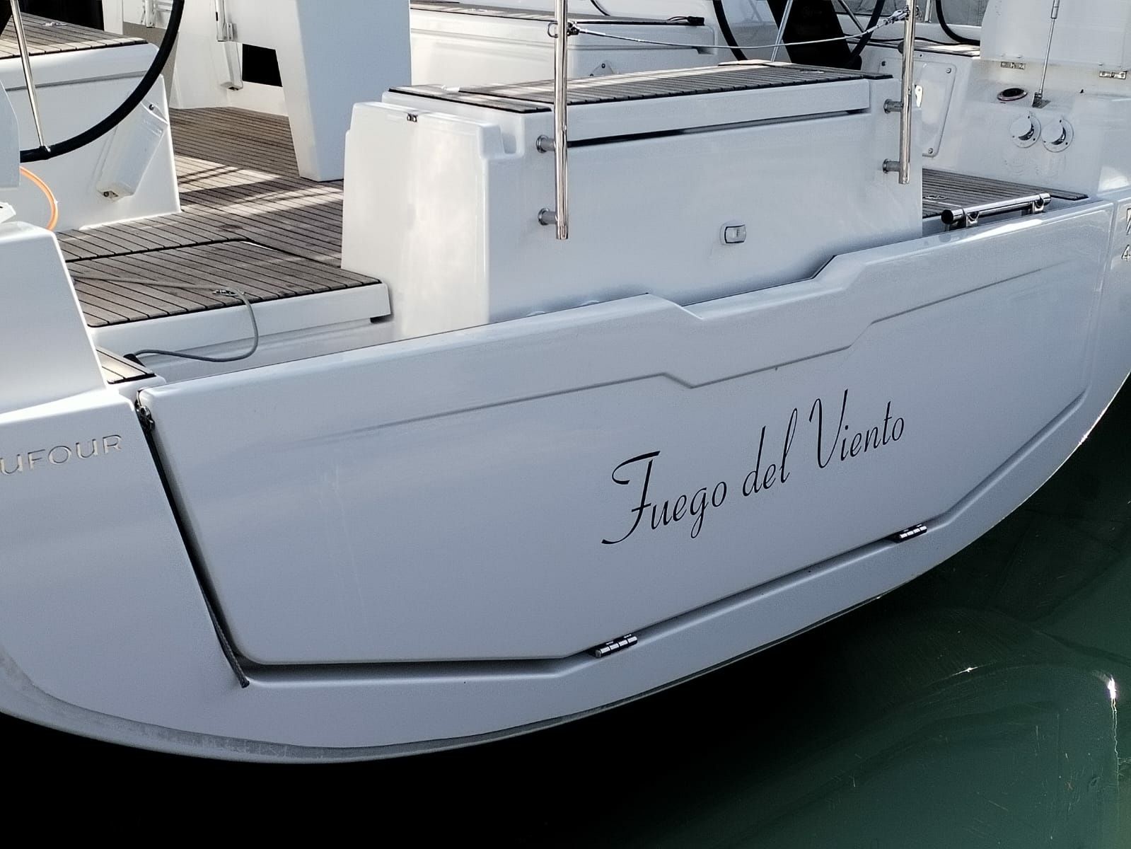 Dufour 41 | Fuego del Viento