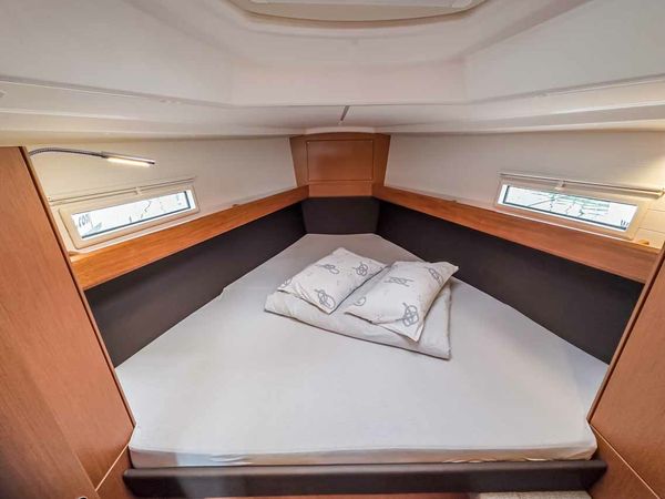 Bavaria Cruiser 37 | Scala