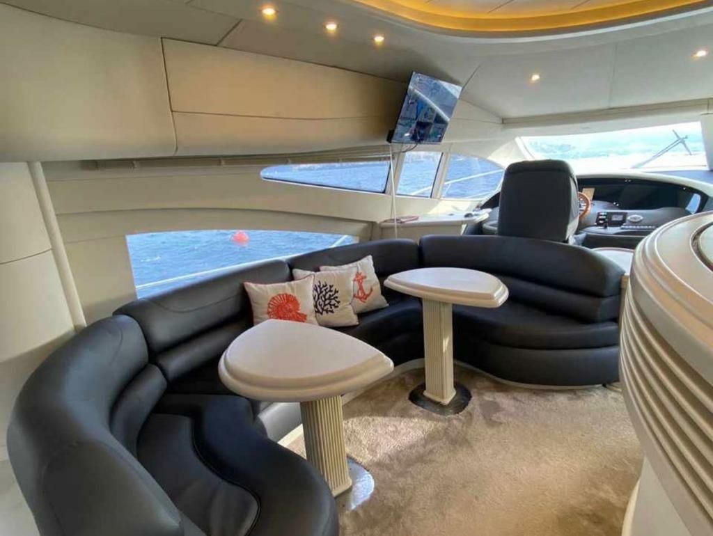 Custom Built 74 | Amesne