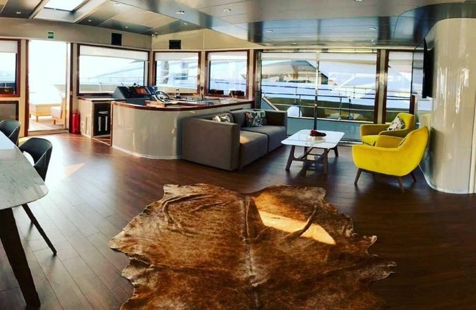 Custom Built 55 | Brise