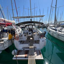 Bavaria Cruiser 37 | Mia