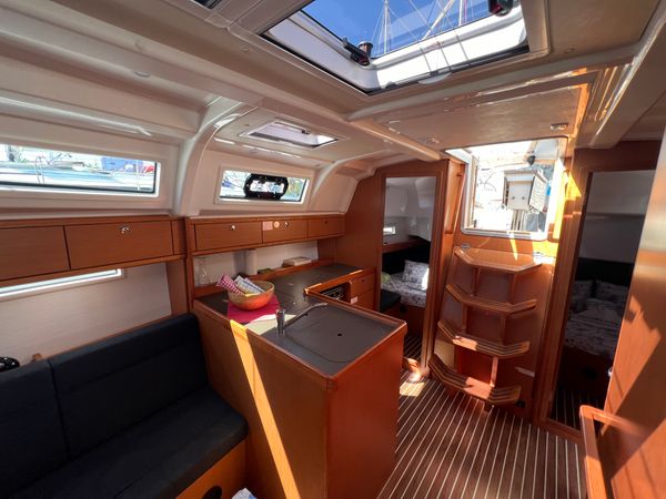Bavaria Cruiser 37 | Mia