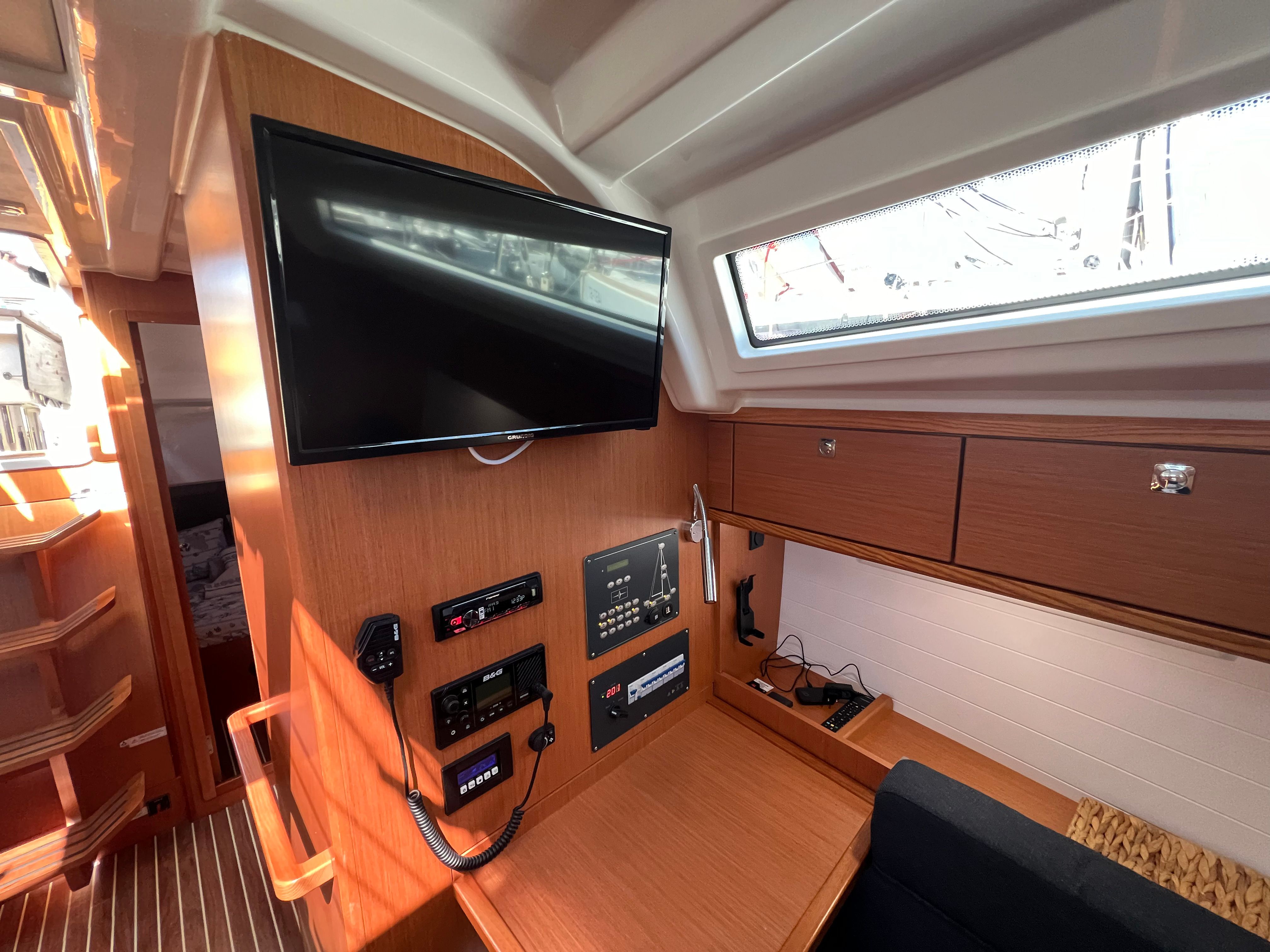 Bavaria Cruiser 37 | Mia