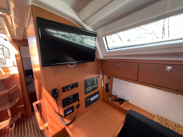 Bavaria Cruiser 37 | Mia