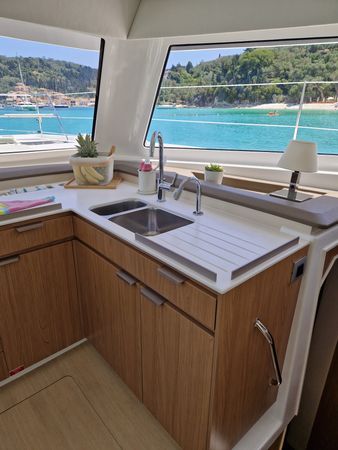 Bali Catspace | Selene