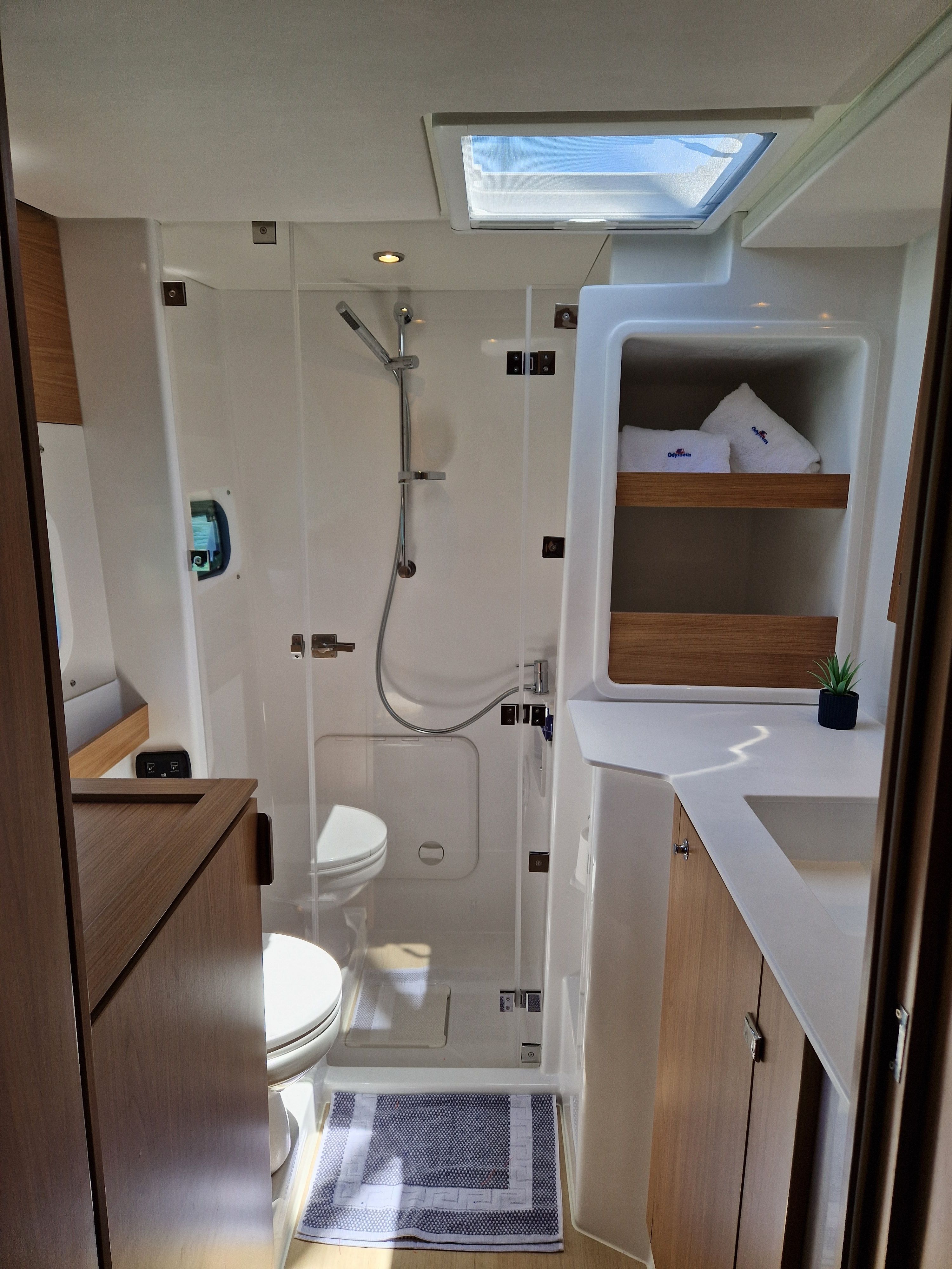 Bali Catspace | Selene