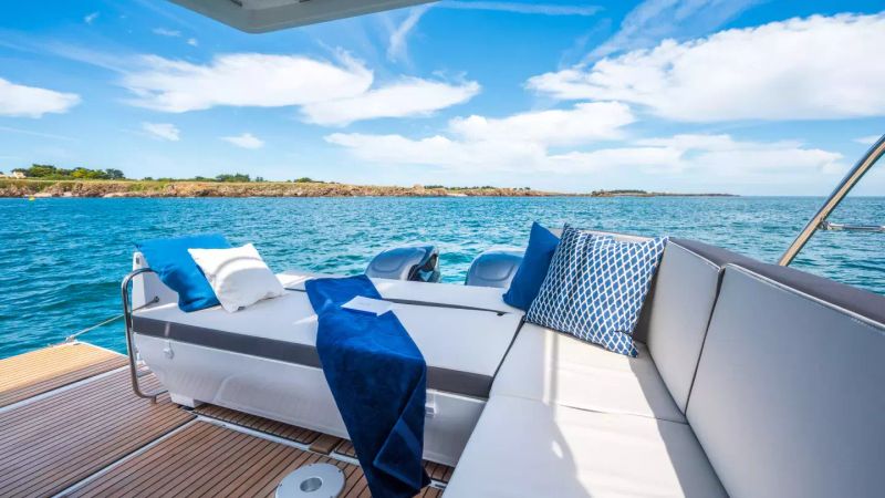 Beneteau Antares 11 | Falcon