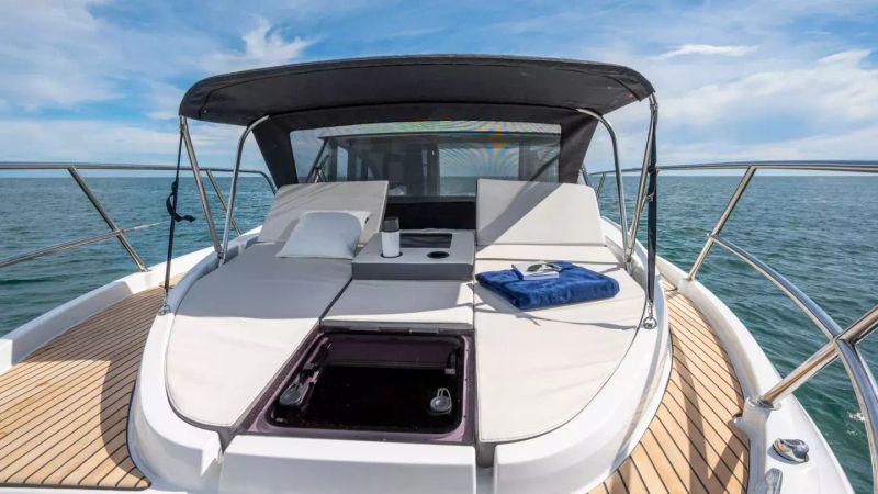 Beneteau Antares 11 | Falcon