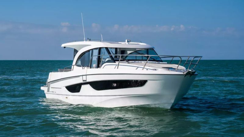 Beneteau Antares 11 | Falcon