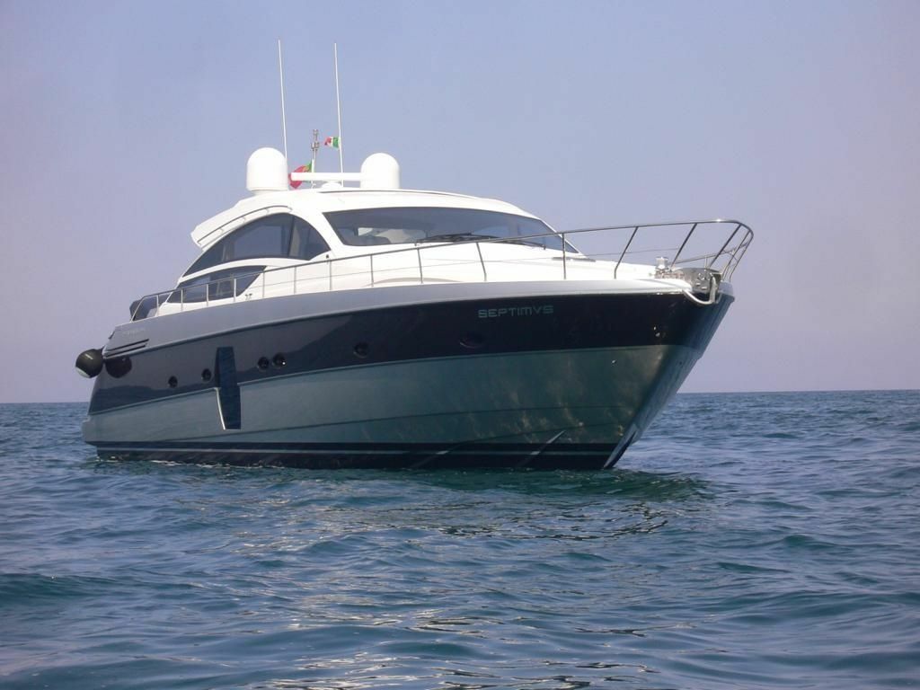 Pershing 64 | Septimvs