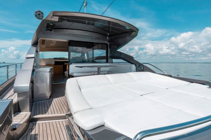 Pershing 64 | Septimvs