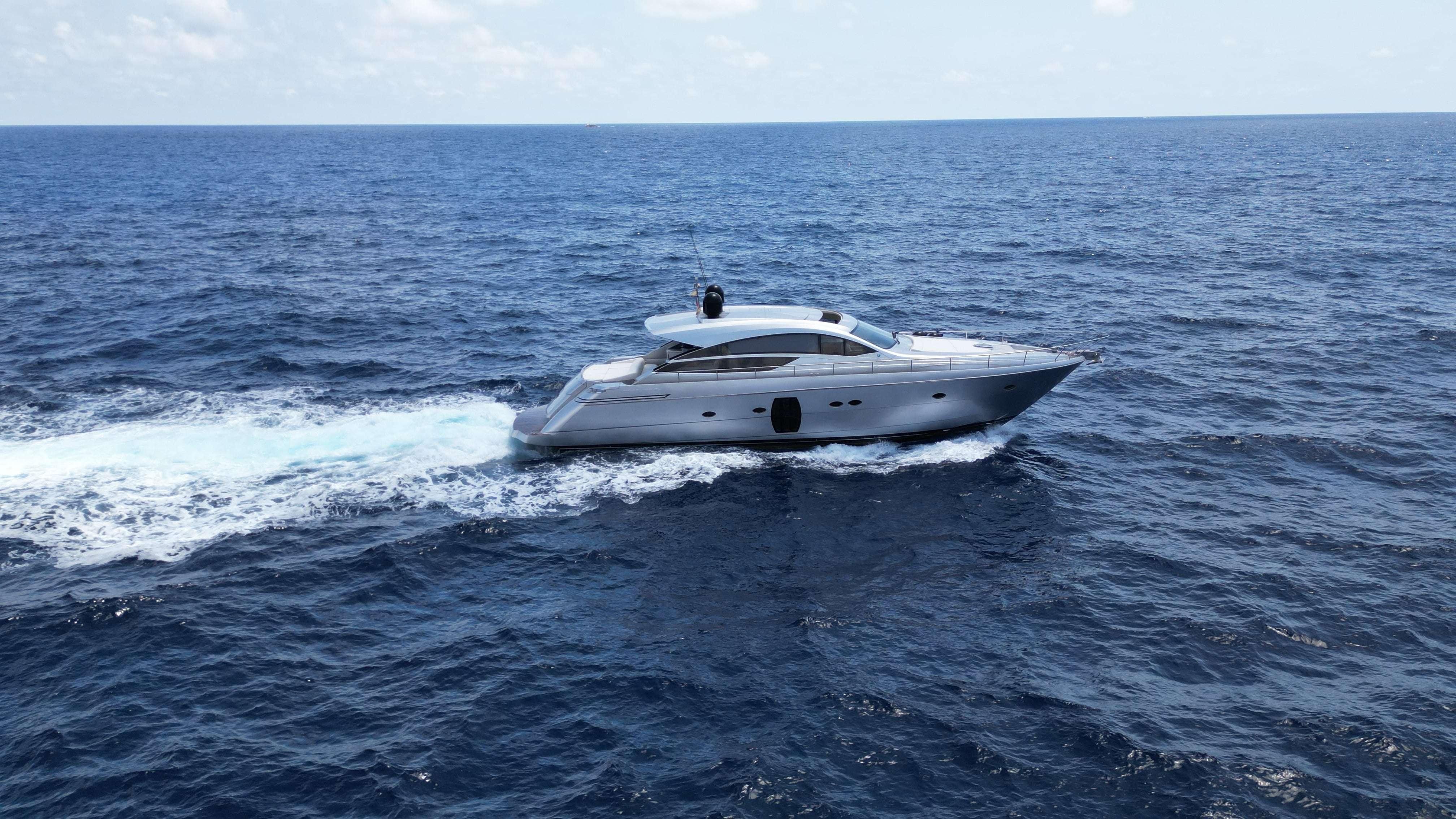 Pershing 64 | Septimvs