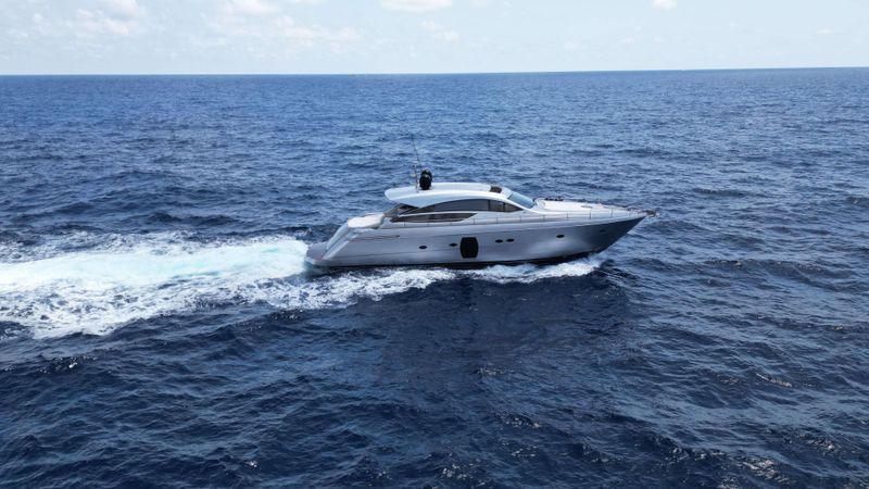 Pershing 64 | Septimvs