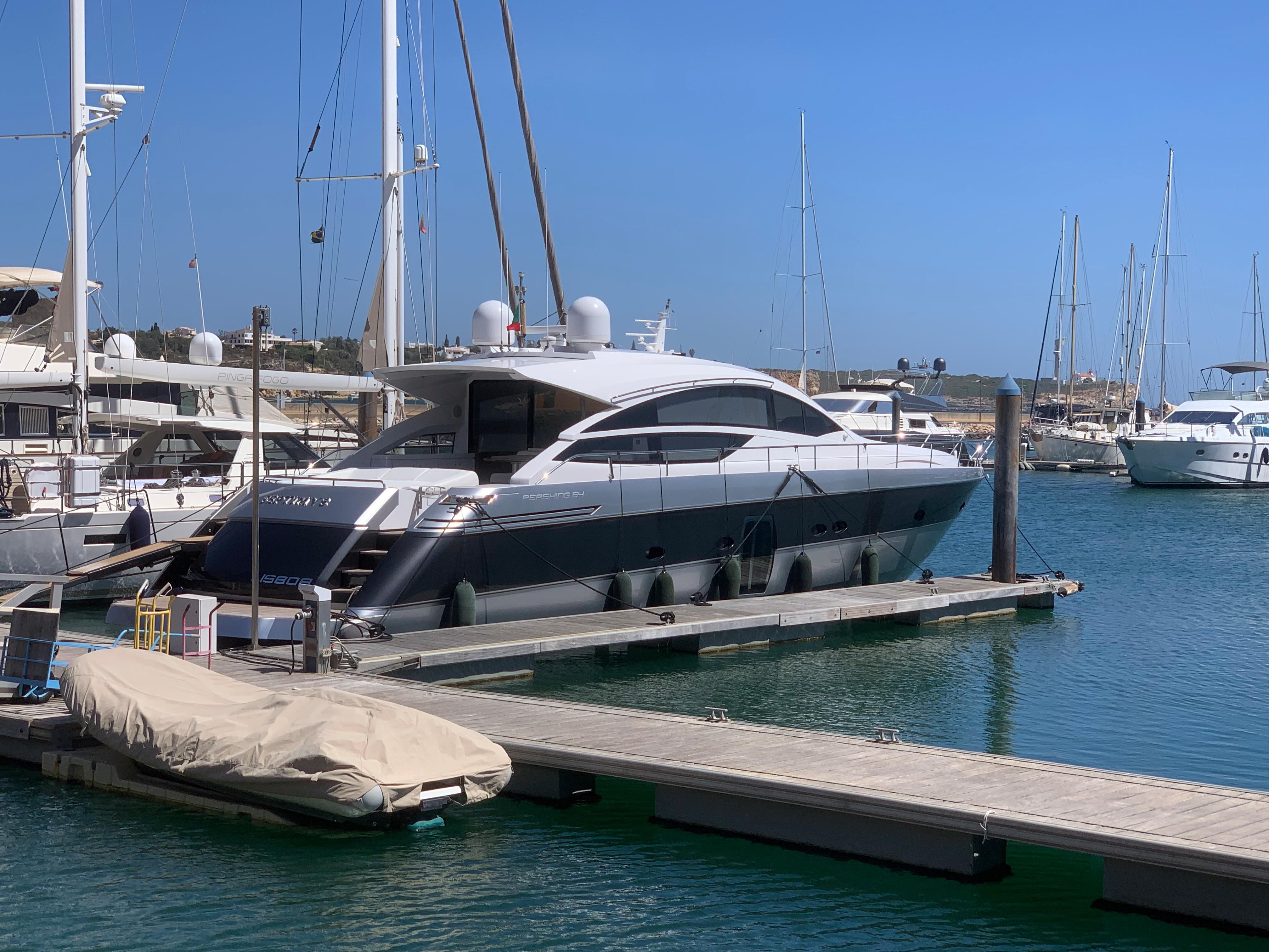 Pershing 64 | Septimvs