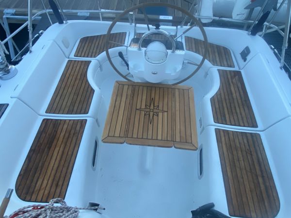 Beneteau Oceanis Clipper 361 | Isolde