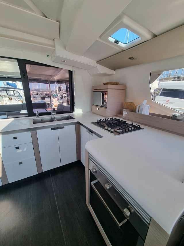 Fountaine Pajot Tanna 47 | Sam
