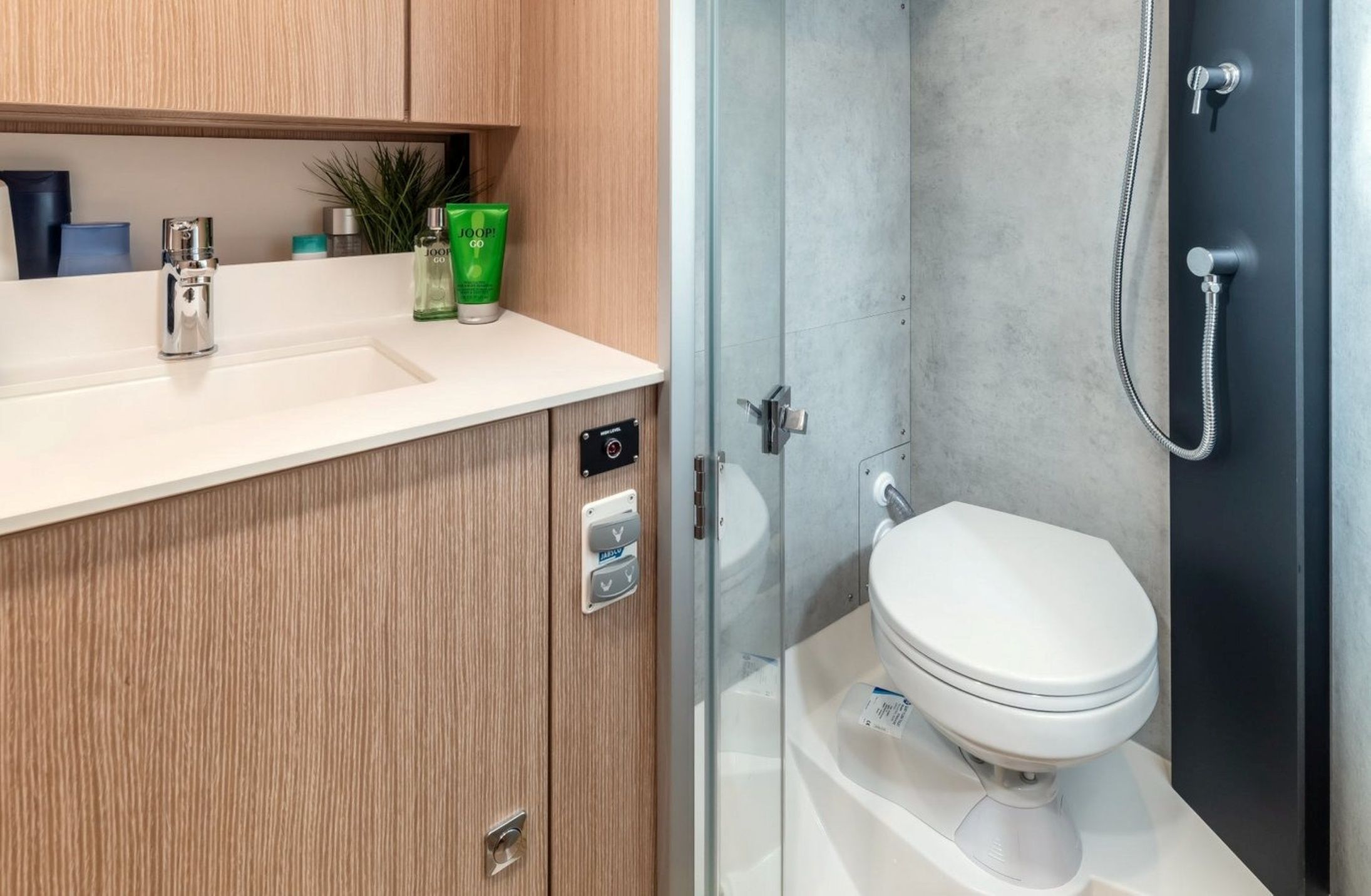 Bavaria C42 | Giulia