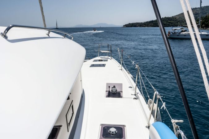 Lagoon 51 | Unconditional Love