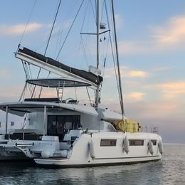 Lagoon 51 | Unconditional Love