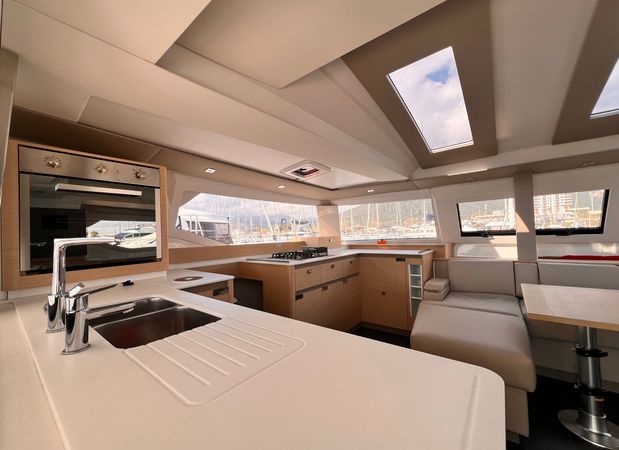 Fountaine Pajot Elba 45 | Nami