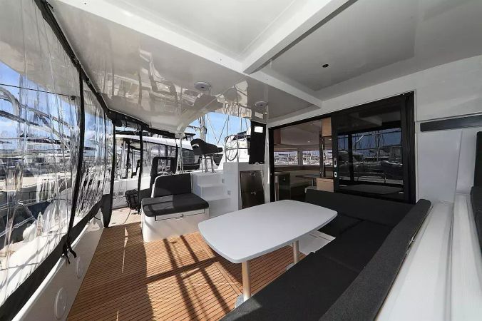 Lagoon 42 | Family Time