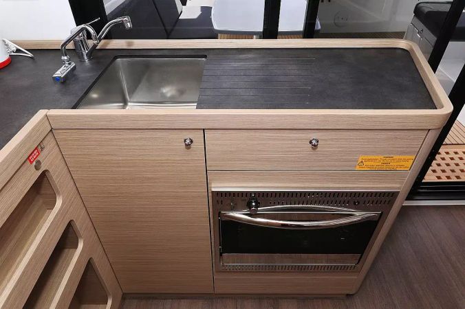 Lagoon 42 | Family Time