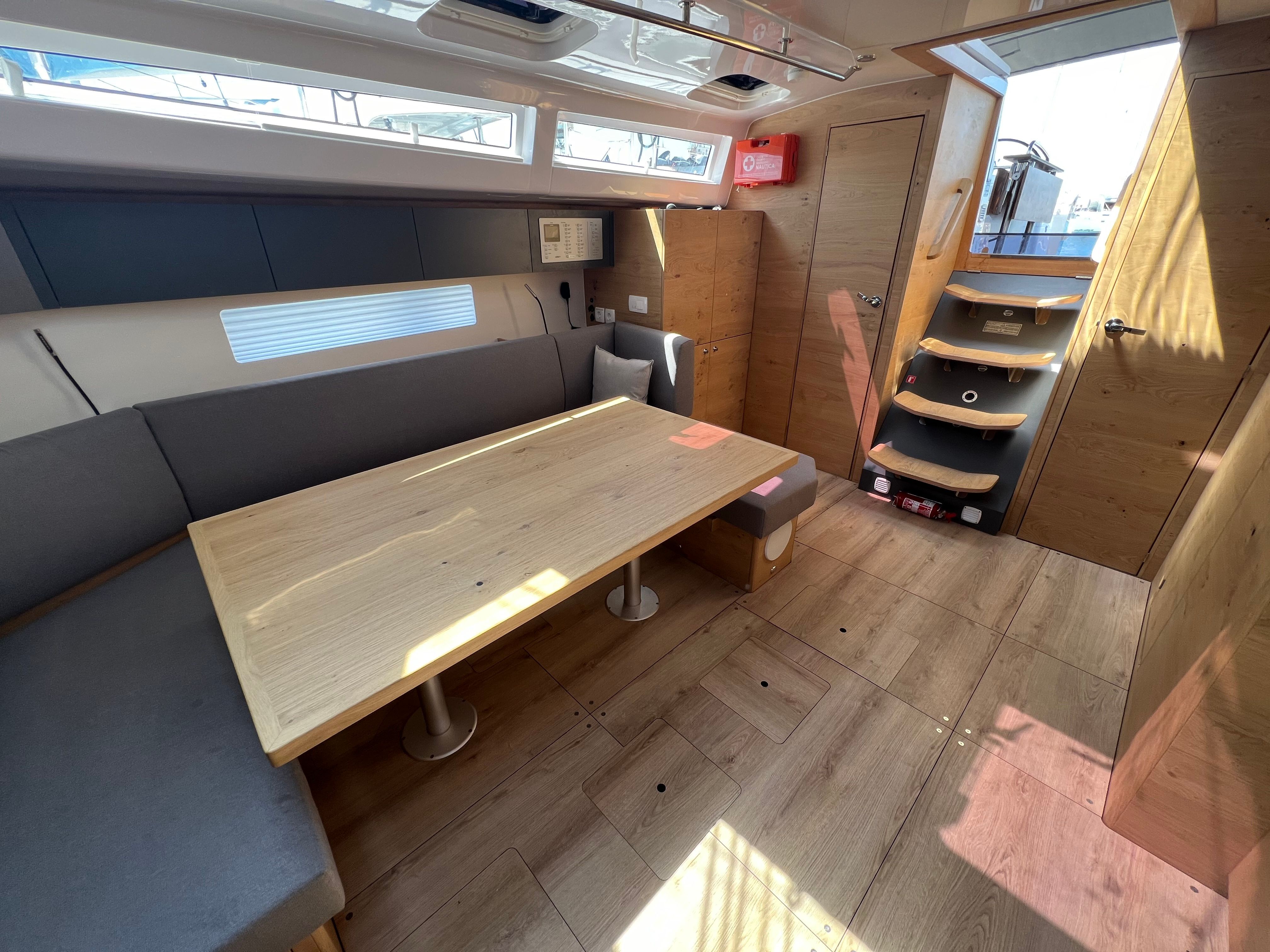 Elan 45 Impression | Nika