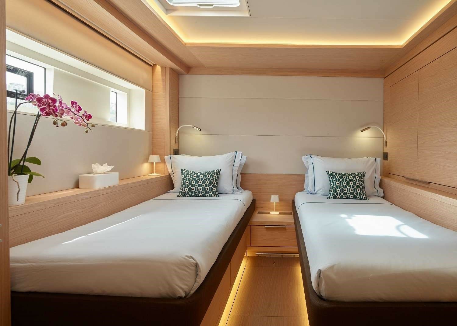 Lagoon Seventy 7 | Kajikia