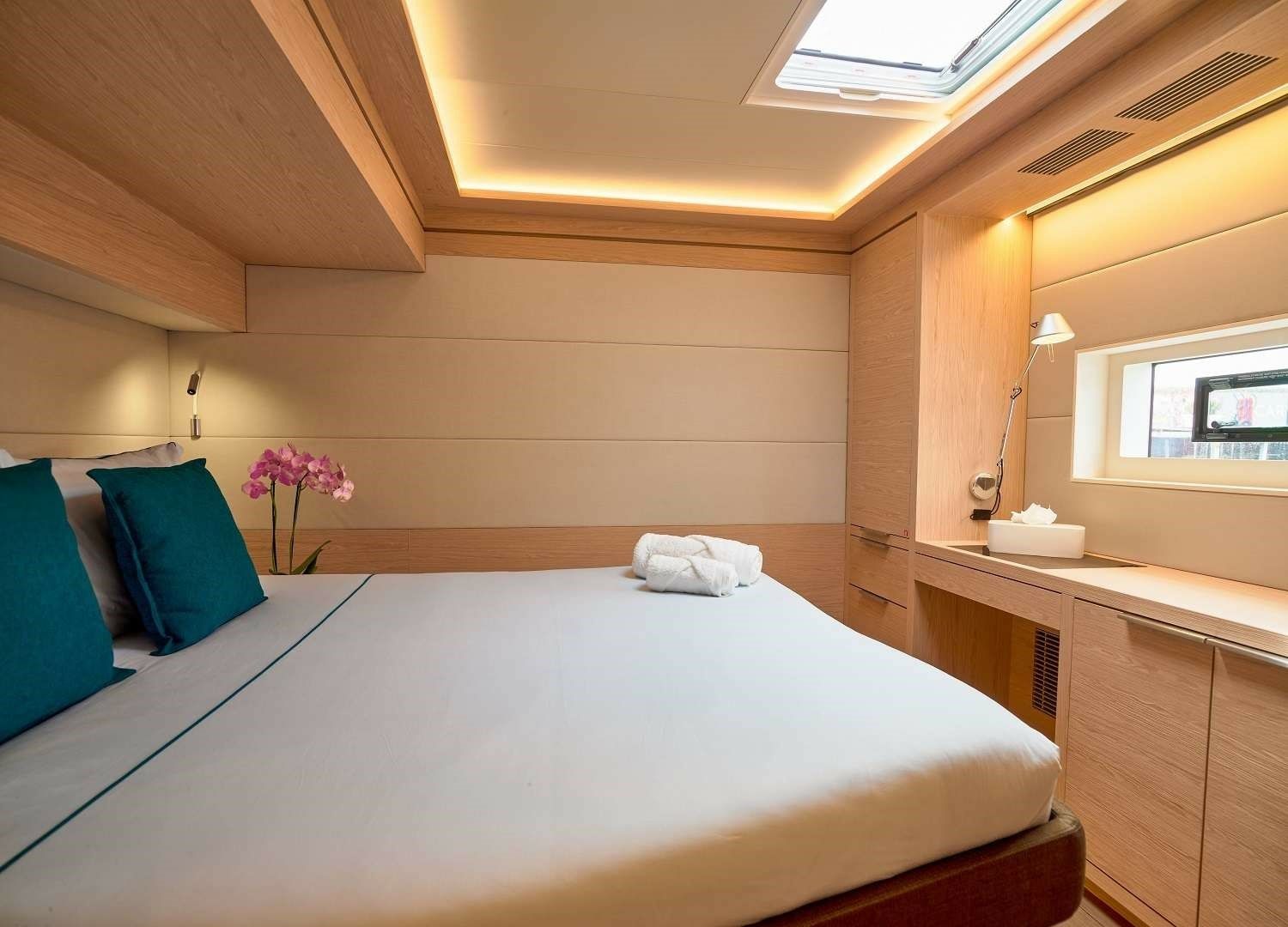 Lagoon Seventy 7 | Kajikia