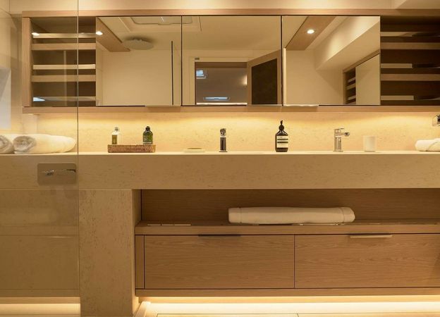 Lagoon Seventy 7 | Kajikia