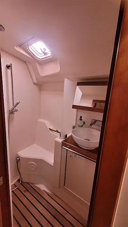 Hanse 495 | White Vertigo