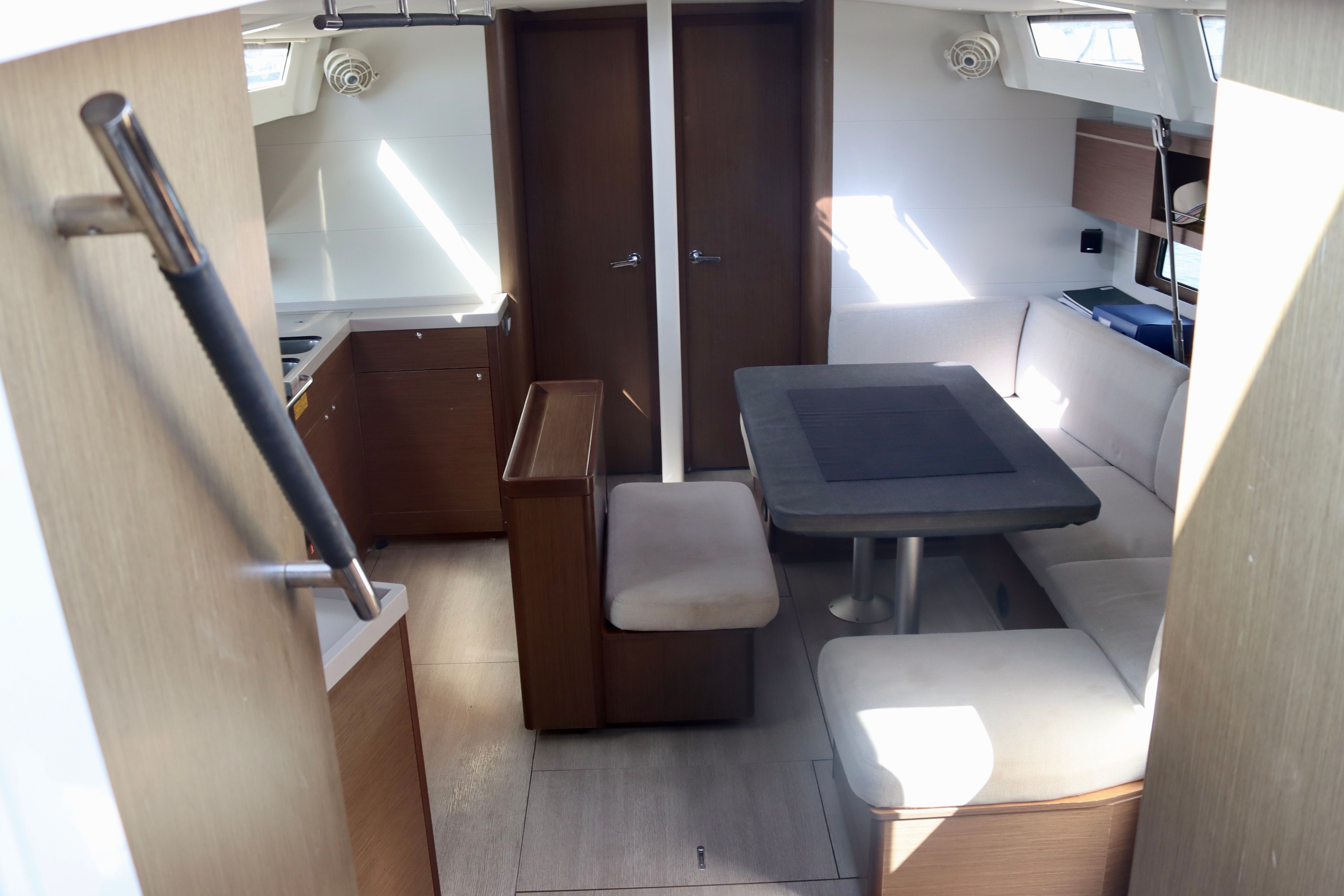 Beneteau Oceanis 46.1 | Omerta