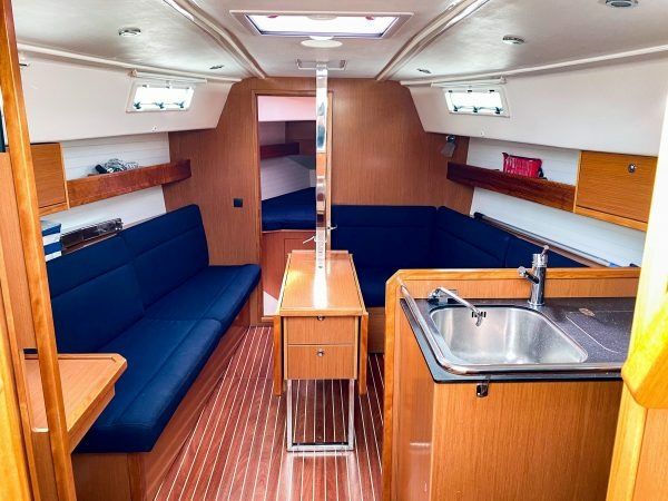 Bavaria Cruiser 32 | Kiwi