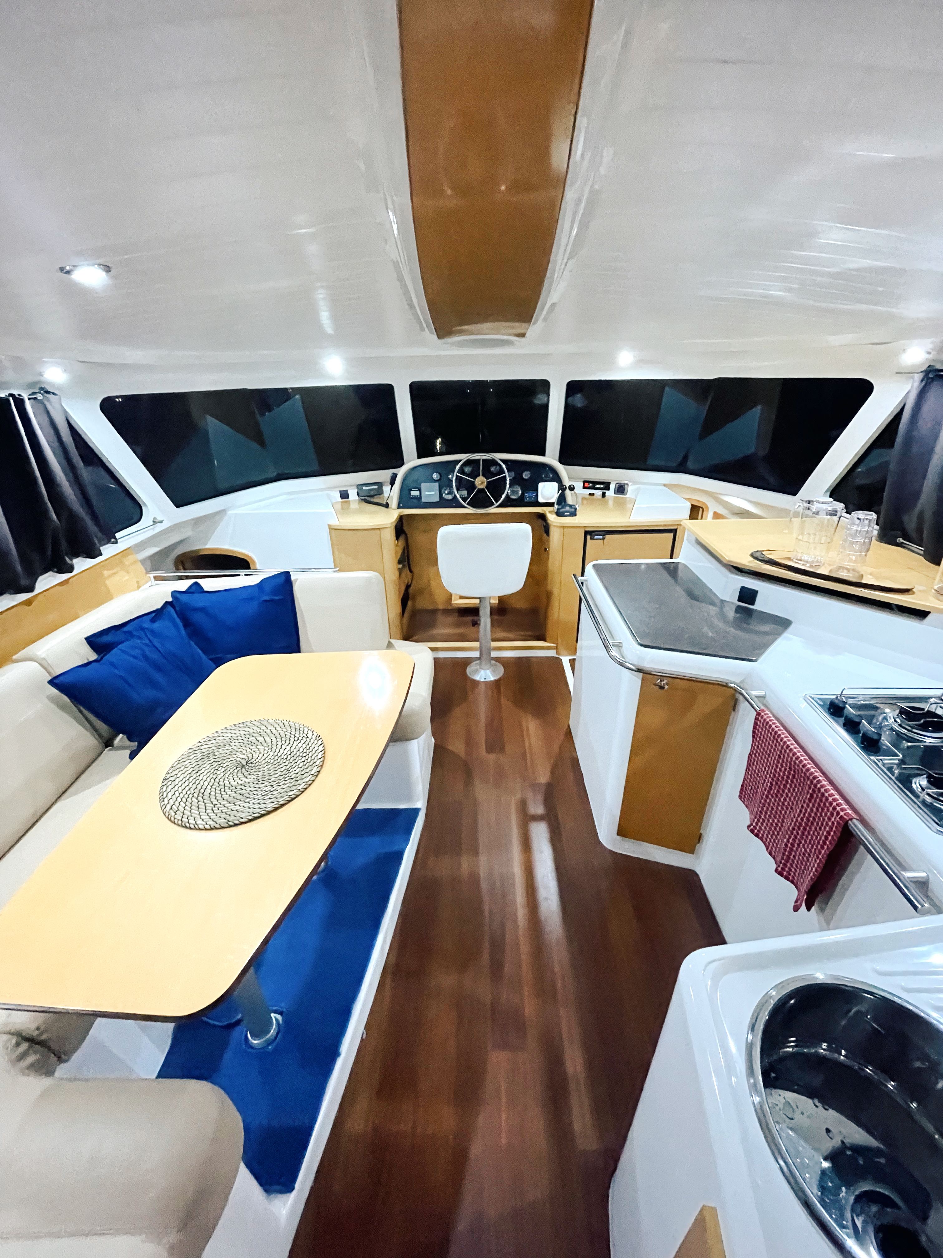 Fountaine Pajot Highland 35 | Lady Gloria