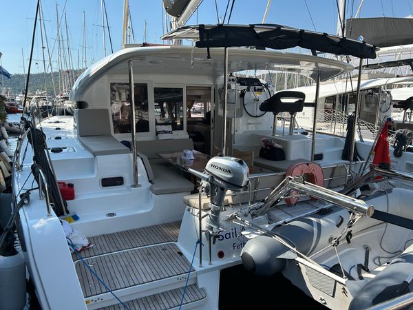 Lagoon 40 | Sail Aries