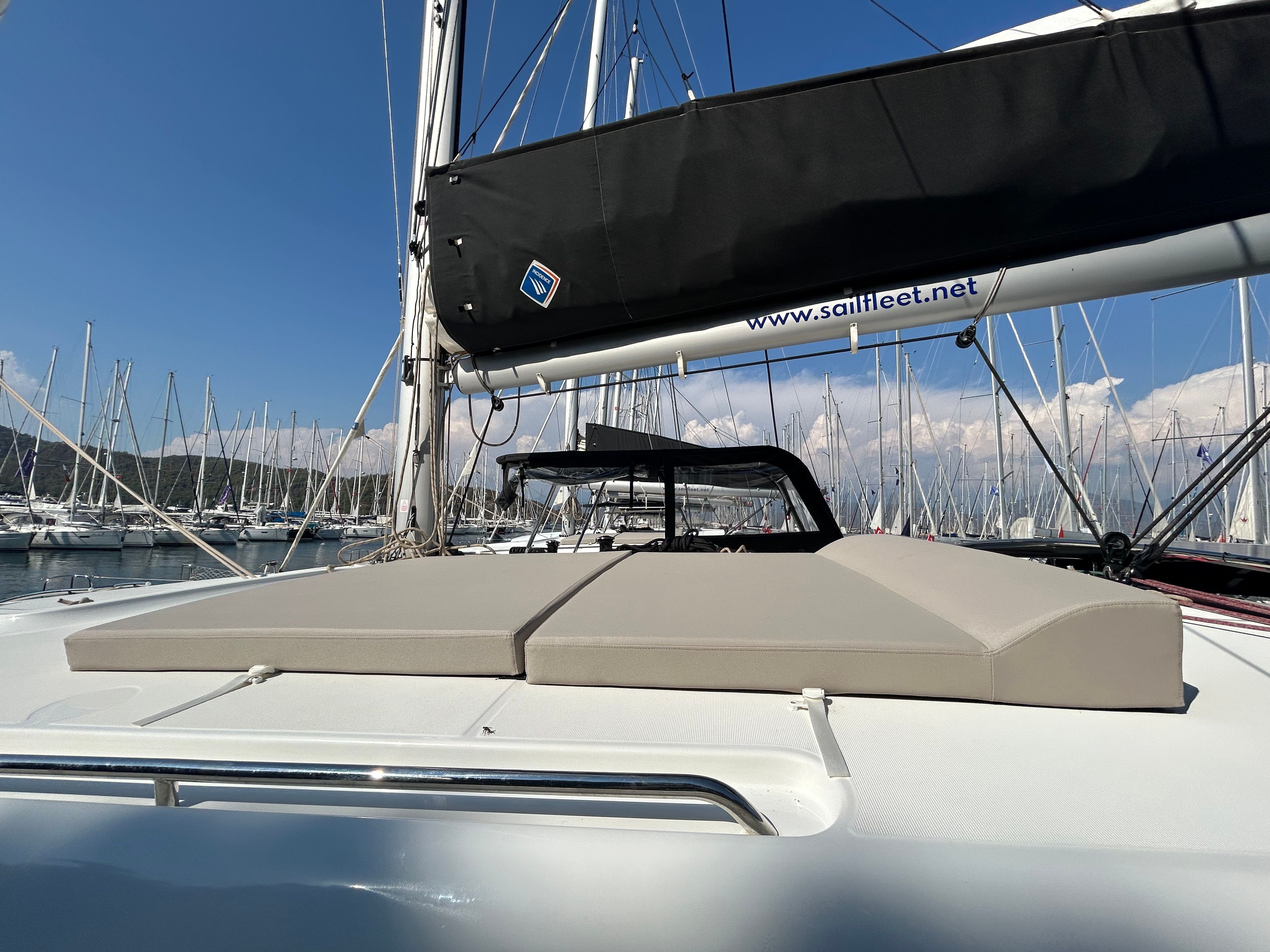 Lagoon 40 | Sail Aries