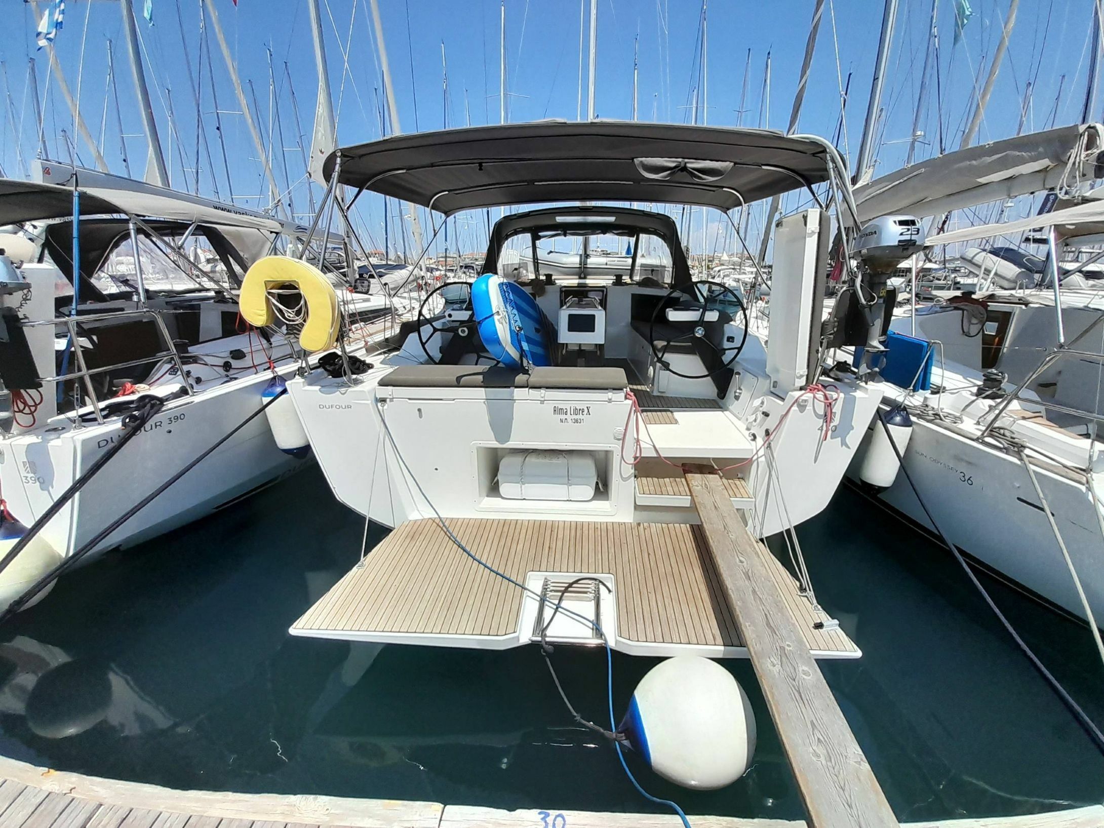 Dufour 430 | Alma Libre 10