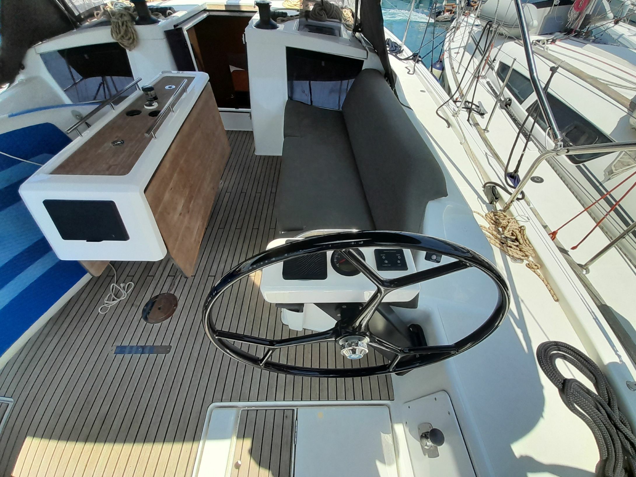 Dufour 430 | Alma Libre 10