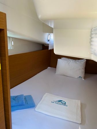 Jeanneau Sun Odyssey 410 | Sky Lina