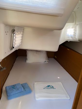 Jeanneau Sun Odyssey 410 | Sky Lina