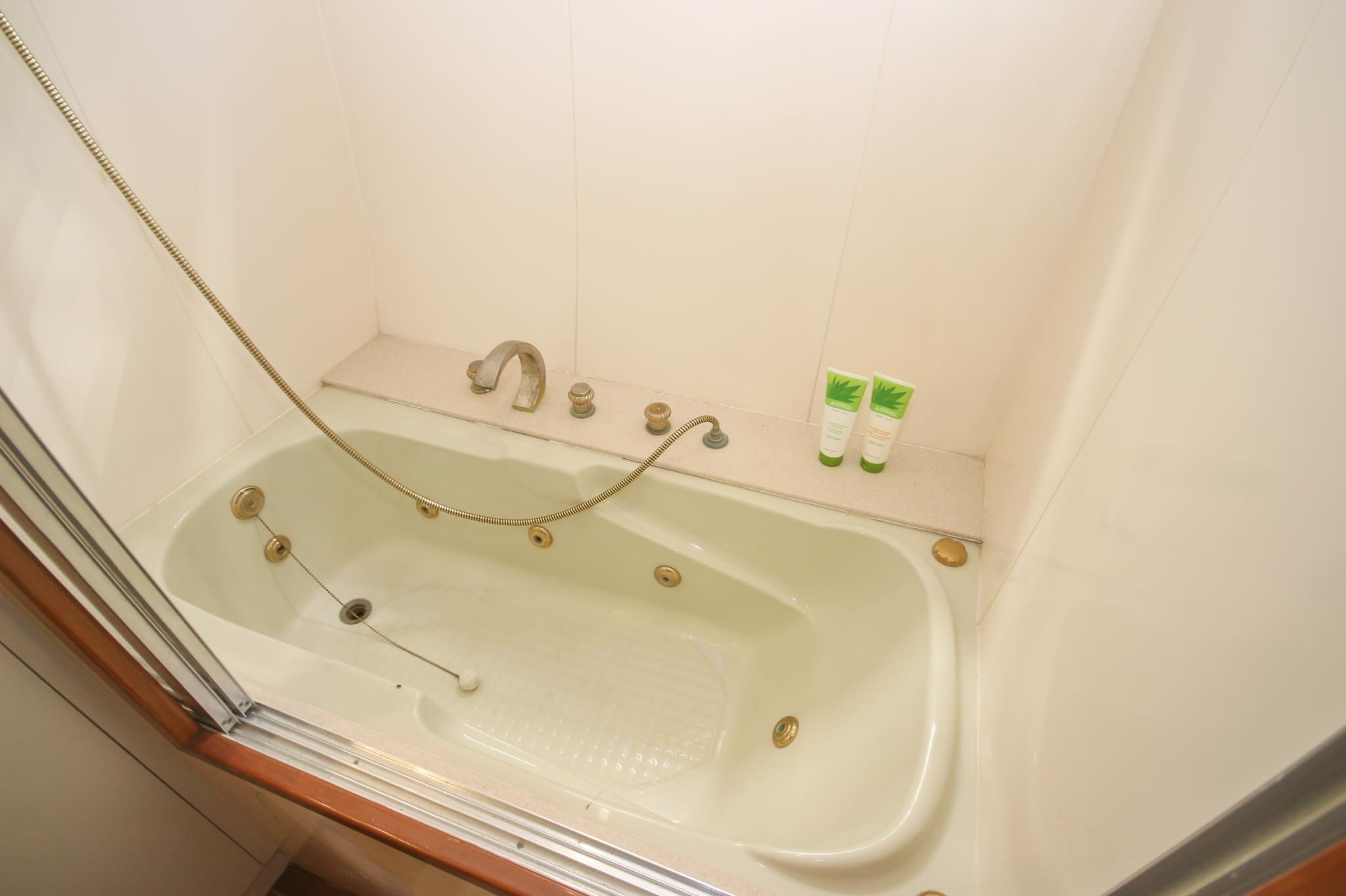 Custom Built 61 | Golden Life