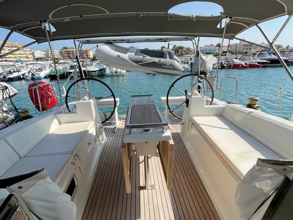 Beneteau Oceanis 38.1 | Stromboli
