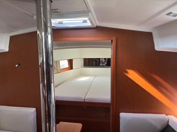 Beneteau Oceanis 38.1 | Stromboli