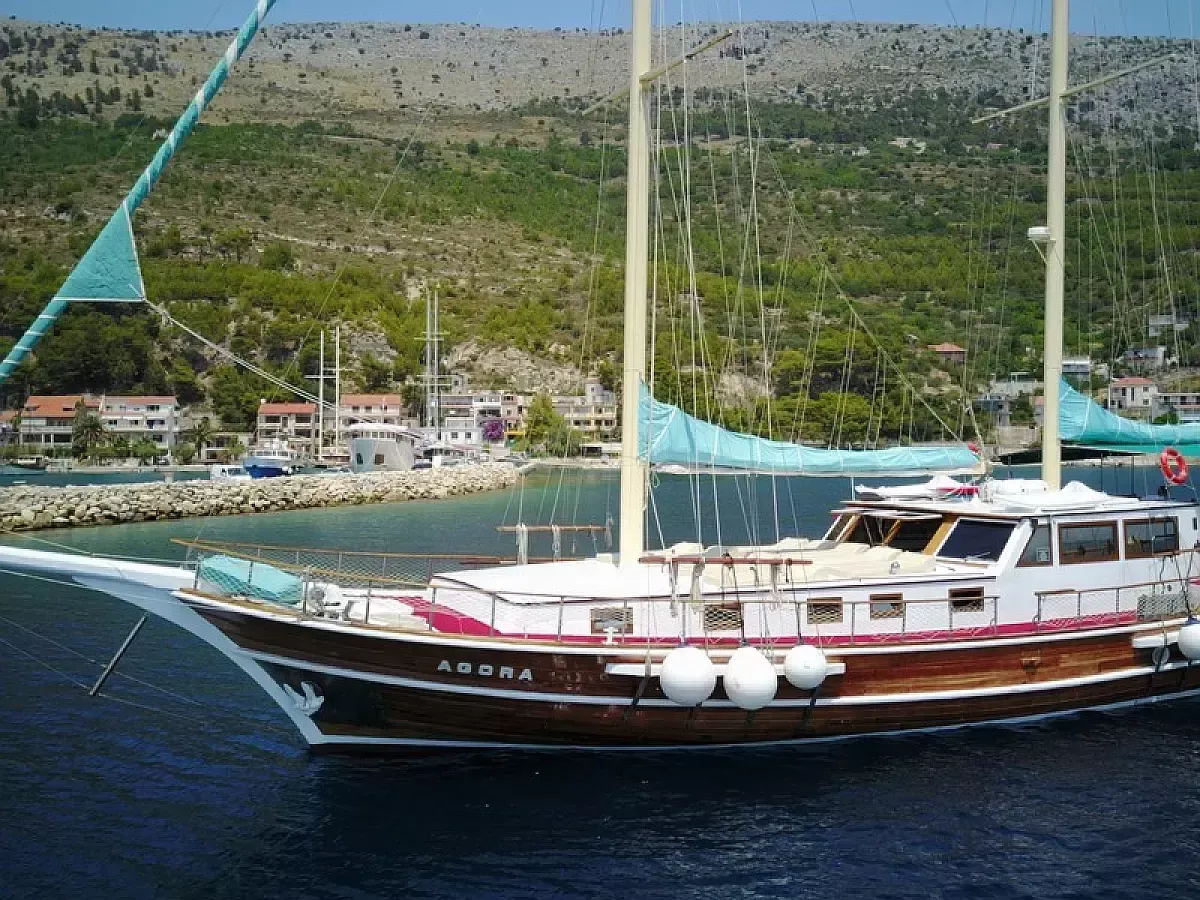 Gulet 95 | Agora