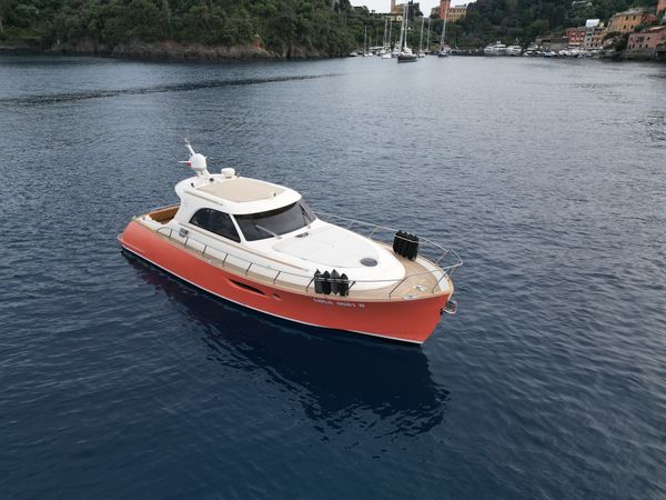 Mochi Craft Dolphin 44 | Ameli
